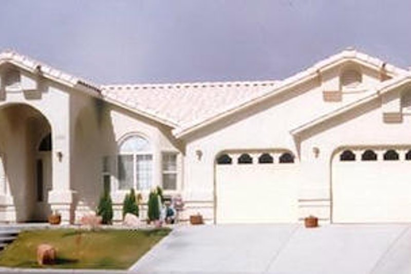 Architectural House Design - Mediterranean Exterior - Front Elevation Plan #1-621