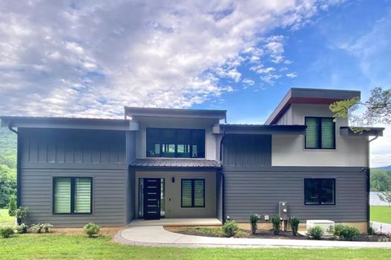 Architectural House Design - Photo 9 for Modern House Plan #932-612 - 3 bed, 3.5 bath