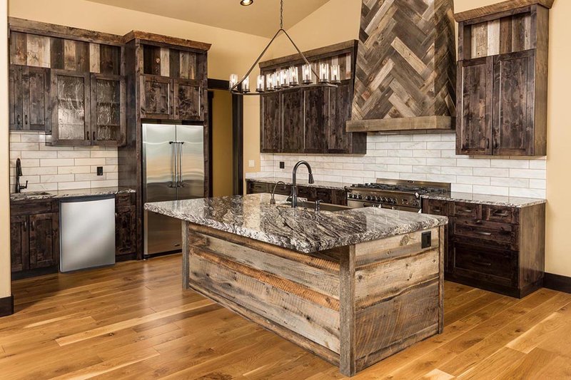 Dream House Plan - Interior - Kitchen for Ranch House Plan #895-29 - 3 bed, 3.5 bath