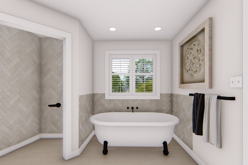 House Blueprint - Interior - Master Bathroom 1 for Traditional House Plan #1060-135 - 4 bed, 2.5 bath