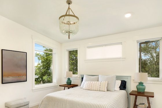 Photo 42 for Contemporary House Plan #1070-7 - 3 bed, 3 bath