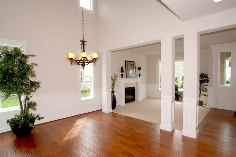Architectural House Design - Photo 5 for Traditional House Plan #132-147 - 4 bed, 2.5 bath