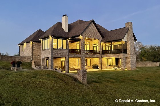 Exterior - Rear Elevation 1 for Traditional House Plan #929-1042 - 5 bed, 5 bath