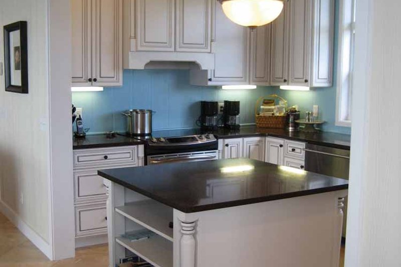Dream House Plan - Interior - Kitchen 1 for Country House Plan #928-41 - 6 bed, 5 bath