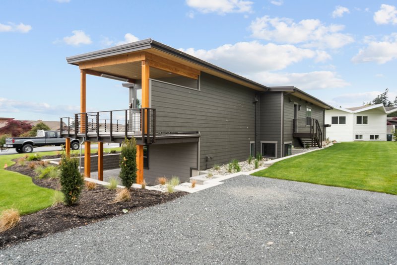 Dream House Plan - Photo 7 for Contemporary House Plan #1070-136 - 3 bed, 2.5 bath