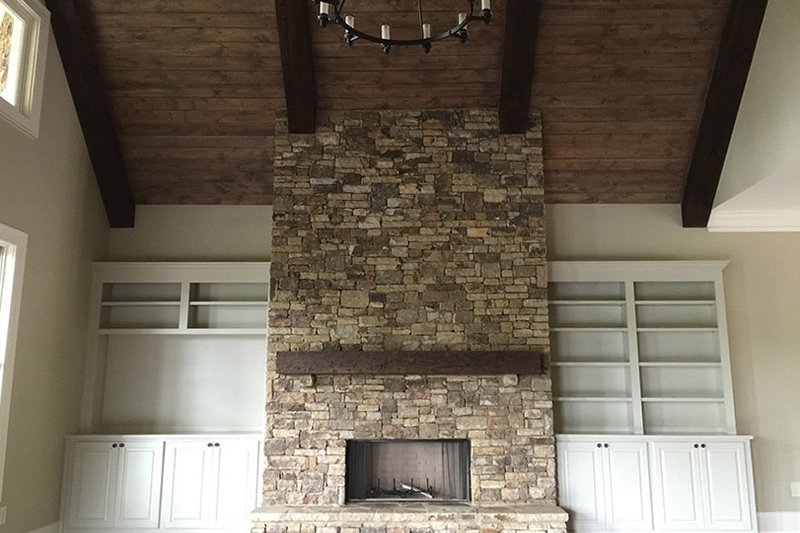 Dream House Plan - Interior - Family Room for Ranch House Plan #437-71 - 4 bed, 4 bath