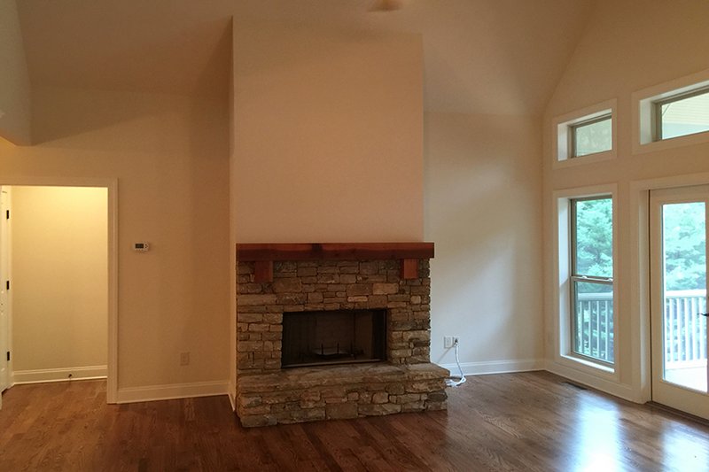 Home Plan - Interior - Family Room 2 for Ranch House Plan #437-79 - 3 bed, 2 bath