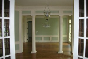 Photo 5 for Classical House Plan #429-47 - 5 bed, 5 bath