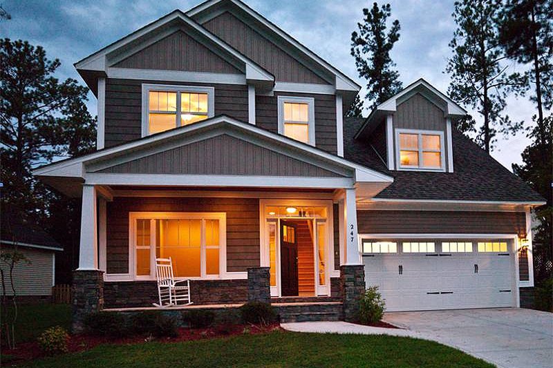 Home Plan - Front View - 1950 square foot Craftsman home