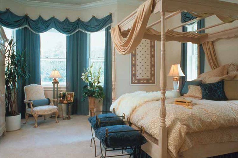 Home Plan - Interior - Master Bedroom for Colonial House Plan #417-666 - 5 bed, 4 bath