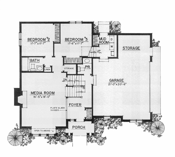House Design - Contemporary Floor Plan - Main Floor Plan #1016-99