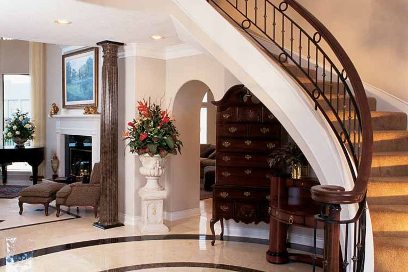 Dream House Plan - Interior - Entry for Mediterranean House Plan #1021-2 - 4 bed, 4 bath