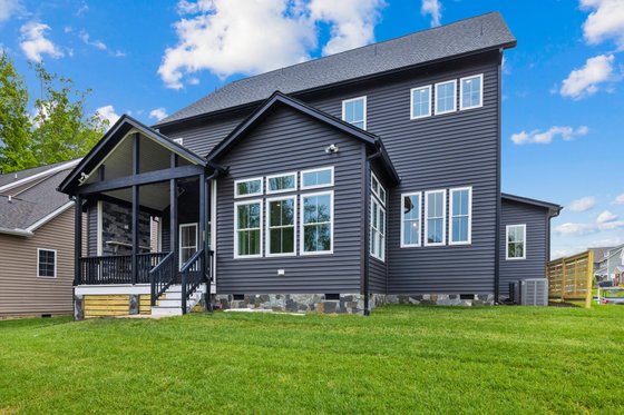 Photo 1 for Traditional House Plan #1080-2 - 5 bed, 4.5 bath