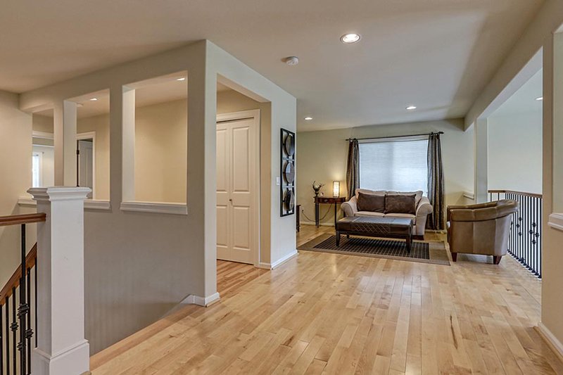House Plan Design - Photo 7 for Traditional House Plan #132-136 - 3 bed, 2.5 bath