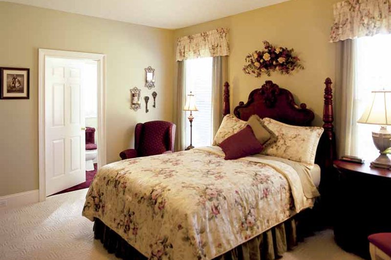 Home Plan - Interior - Bedroom for Colonial House Plan #927-174 - 5 bed, 4.5 bath