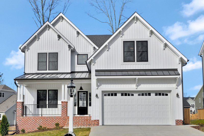 Dream House Plan - Farmhouse Exterior - Front Elevation Plan #1080-4