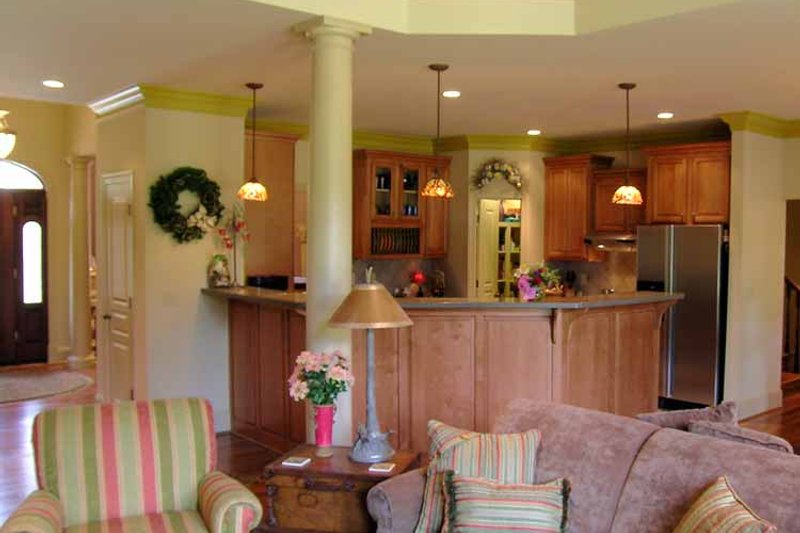 Home Plan - Interior - Kitchen 1 for Ranch House Plan #314-202 - 3 bed, 3 bath