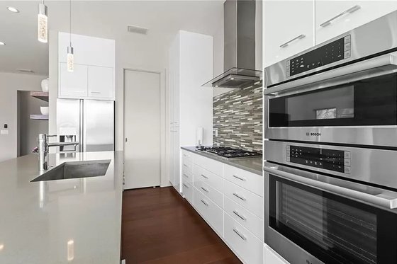 Interior - Kitchen 1 for Contemporary House Plan #548-39 - 3 bed, 3.5 bath