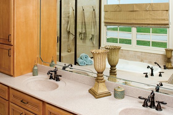 Interior - Master Bathroom for Country House Plan #929-13 - 4 bed, 3 bath