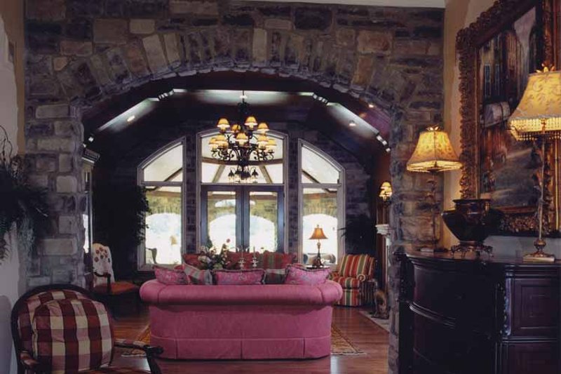 Home Plan - Interior - Family Room for Country House Plan #46-747 - 4 bed, 3 bath