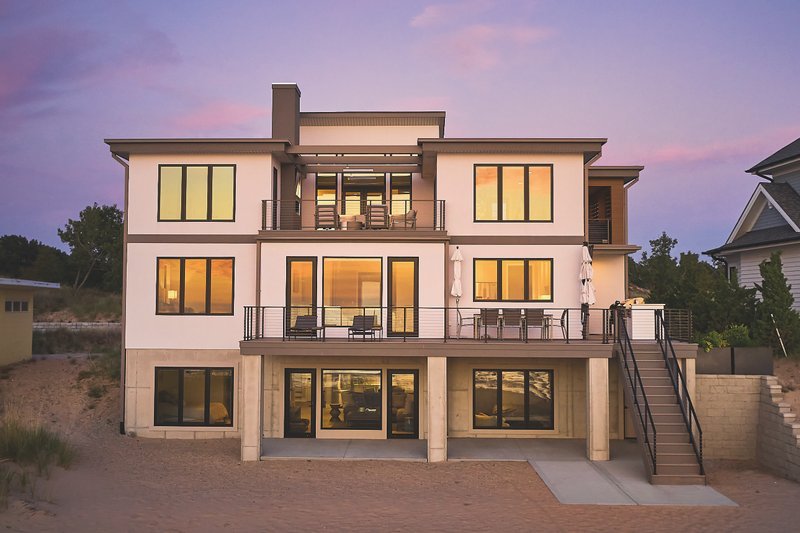 House Plan Design - Exterior - Rear Elevation 1 for Contemporary House Plan #928-352 - 4 bed, 4.5 bath