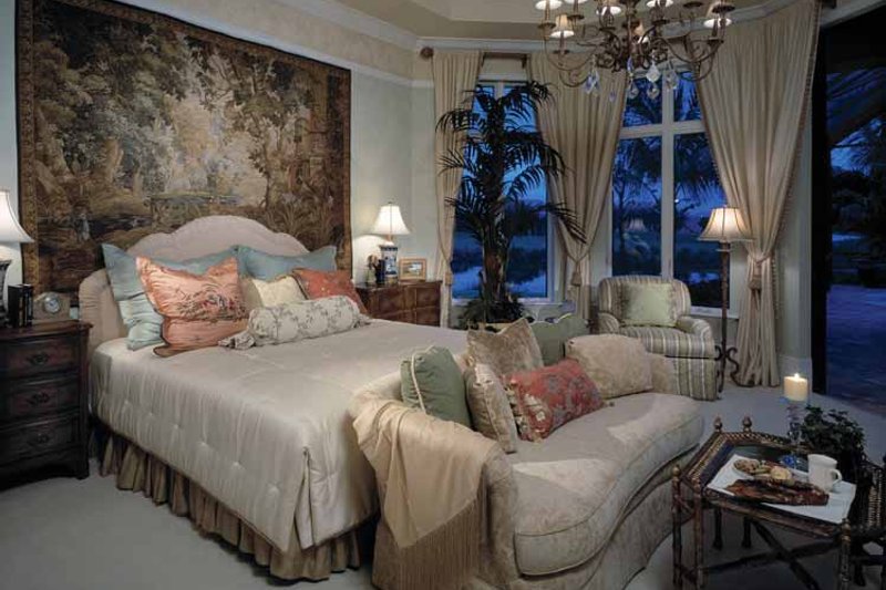 Home Plan - Interior - Master Bedroom for Mediterranean House Plan #930-107 - 4 bed, 4.5 bath