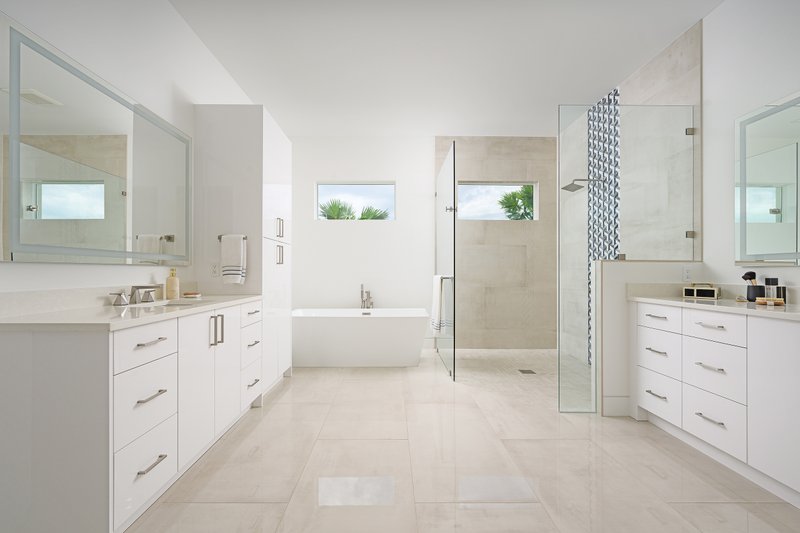 Architectural House Design - Interior - Master Bathroom 1 for Contemporary House Plan #938-164 - 3 bed, 3.5 bath