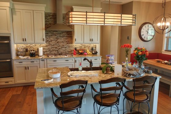 Interior - Kitchen for Ranch House Plan #1058-173 - 3 bed, 3 bath