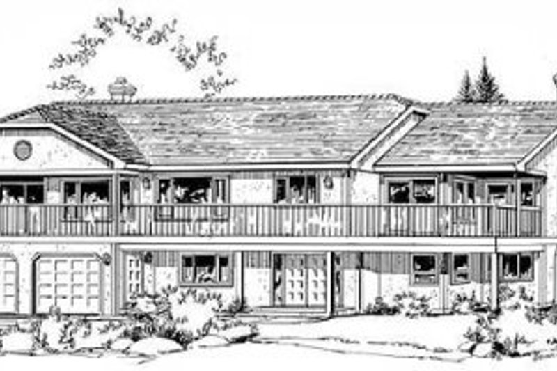 Traditional Style House Plan - 5 Beds 3 Baths 3152 Sq/Ft Plan #18-9008