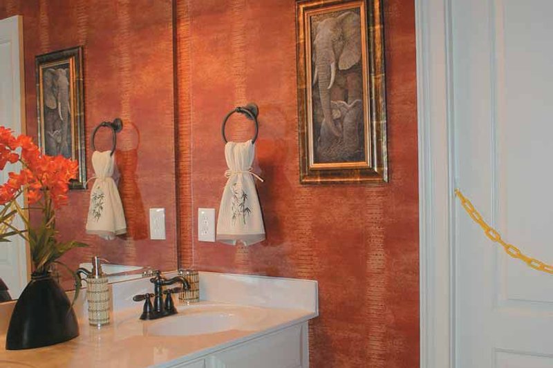Home Plan - Interior - Bathroom for Colonial House Plan #927-587 - 4 bed, 4 bath