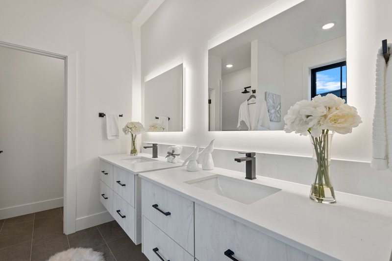 Architectural House Design - Interior - Master Bathroom 2 for Contemporary House Plan #1070-244 - 3 bed, 2.5 bath