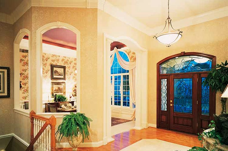 Home Plan - Interior - Entry for Traditional House Plan #46-102 - 3 bed, 3 bath