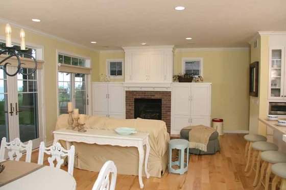 Interior - Family Room 1 for Bungalow House Plan #928-191 - 3 bed, 2 bath