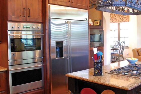 Interior - Kitchen for Mediterranean House Plan #1058-15 - 3 bed, 3 bath