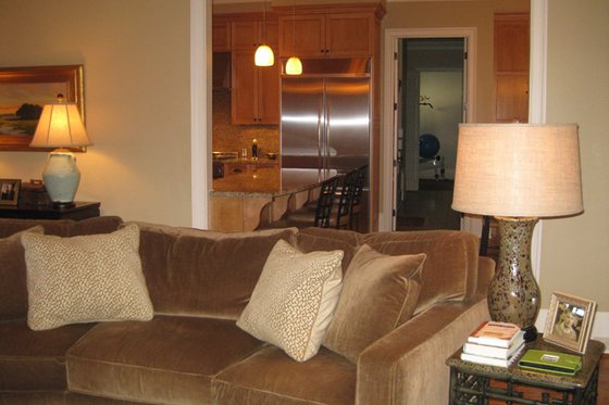 Interior - Family Room 1 for Traditional House Plan #1054-16 - 4 bed, 3 bath