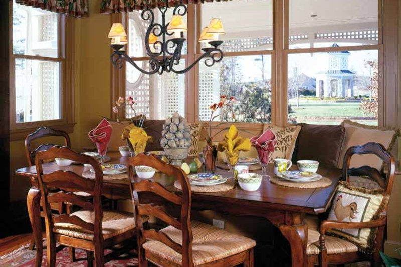 Home Plan - Interior - Dining Room for Colonial House Plan #429-327 - 4 bed, 3.5 bath