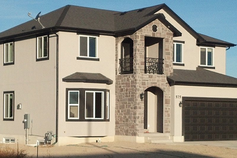 Architectural House Design - Exterior - Front Elevation 5 for Traditional House Plan #1060-7 - 5 bed, 3.5 bath