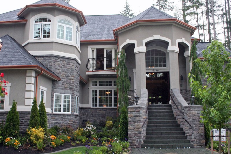 Dream House Plan - Photo 1 for European House Plan #132-214 - 4 bed, 3.5 bath