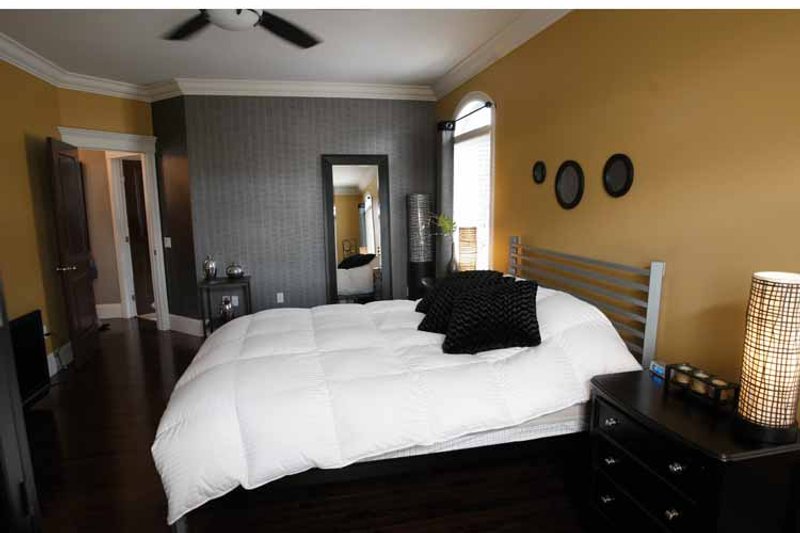 Home Plan - Interior - Master Bedroom for European House Plan #23-2547 - 3 bed, 1.5 bath