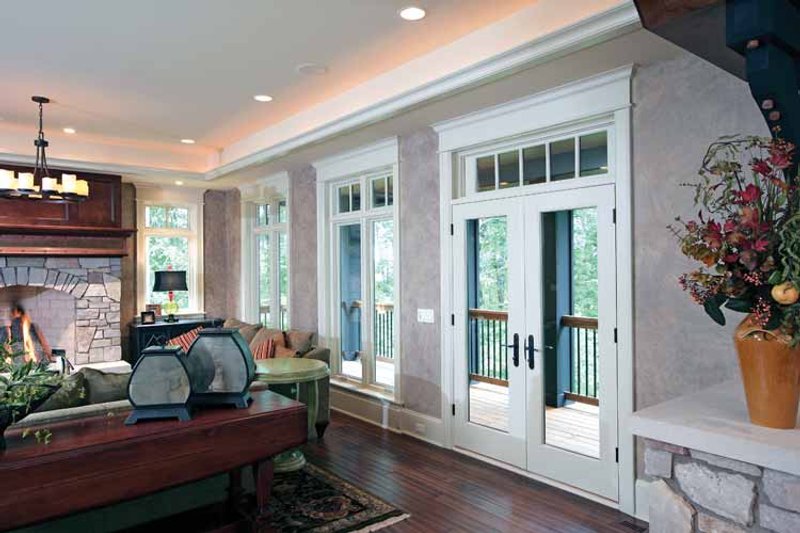 House Design - Interior - Family Room 4 for Craftsman House Plan #928-32 - 4 bed, 3.5 bath