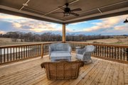 Ranch Style House Plan - 5 Beds 3 Baths 3304 Sq/Ft Plan #70-1552 