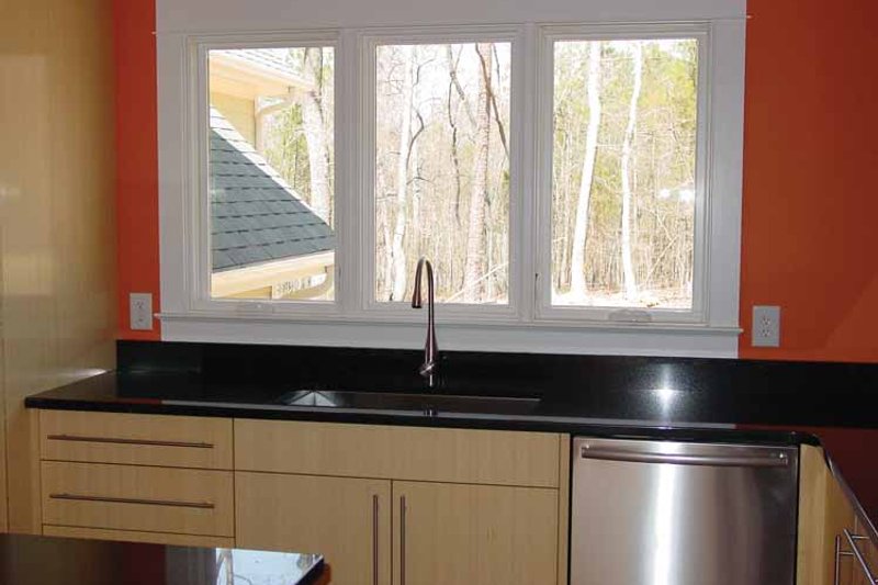 Architectural House Design - Interior - Kitchen for Craftsman House Plan #939-5 - 4 bed, 3.5 bath