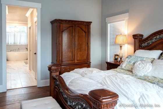 Interior - Master Bedroom for Craftsman House Plan #929-1110 - 4 bed, 3.5 bath