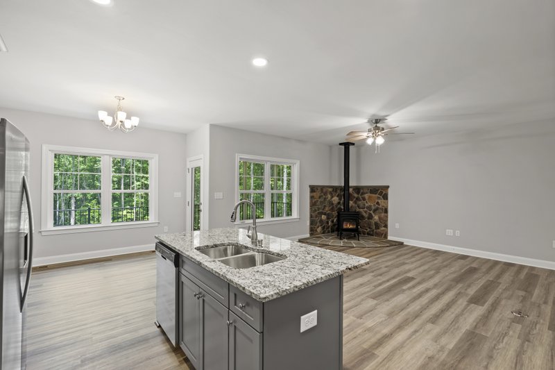 Home Plan - Interior - Family Room for Craftsman House Plan #20-2323 - 3 bed, 2 bath