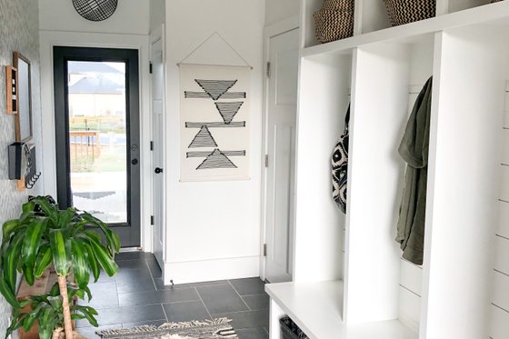 Interior - Laundry for Traditional House Plan #51-326 - 5 bed, 3.5 bath