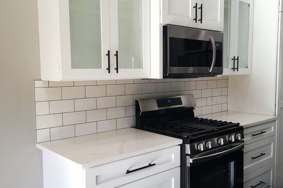 Interior - Kitchen for Traditional House Plan #20-2394 - 4 bed, 3 bath