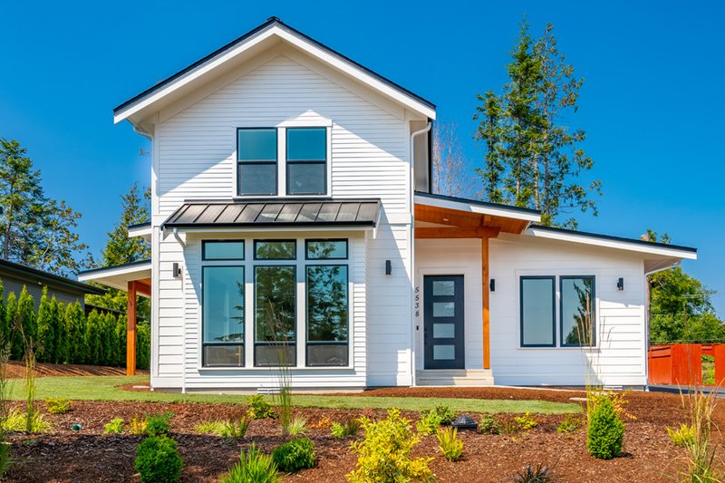 Home Plan - Farmhouse Exterior - Front Elevation Plan #1070-151
