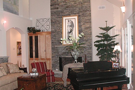 Photo 2 for Craftsman House Plan #453-22 - 4 bed, 4.5 bath