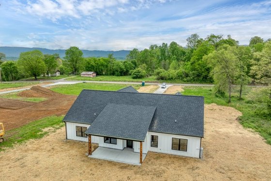 Exterior - Other Elevation 4 for Ranch House Plan #123-120 - 3 bed, 2.5 bath