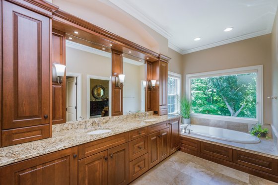 Interior - Master Bathroom for Ranch House Plan #70-1502 - 5 bed, 3.5 bath
